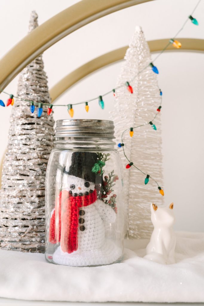 Snowglobe Snowman crochet project